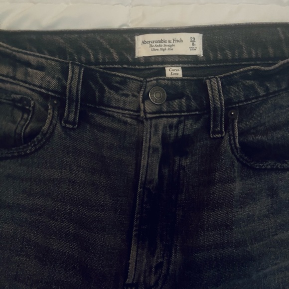 Curve Love Ultra High Rise Ankle Straight Jean - Picture 2 of 4